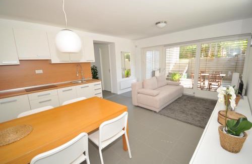 Siska District Apartment | Atrium flat in the Villa