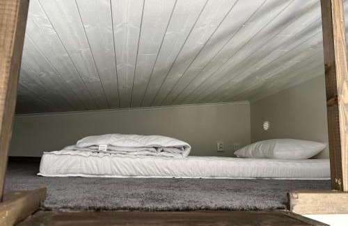 Vanga Ski Chalet | Attefallare i äppelriket