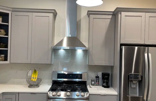 Alpharetta Apartment | Attending wedding, work, festival, family or moving? Walkable & convenient