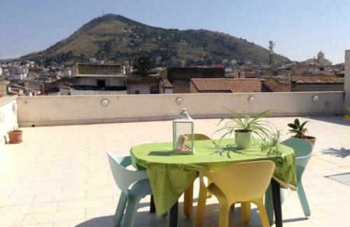 Alcamo Historic Center Apartment | Attico in centro città