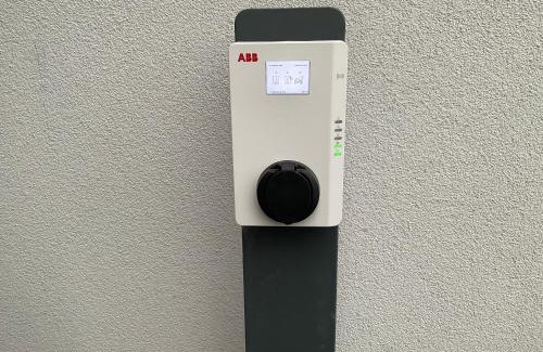 Gundelfingen Apartment | Attika Ferienwohnung in Freiburg -Gundelfingen mit großer Dachterrasse