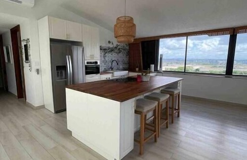 Isla Verde Condo | Attractive and safe Penthouse in Isla Verde