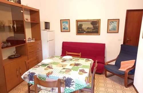 Lido Adriano Apartment | Attractive apartment with private garden