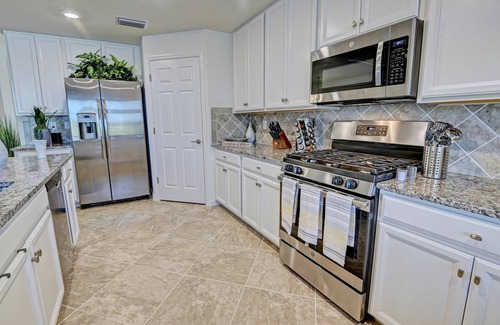 Lakewood Ranch Condo | Attractive Coach Home 3/bed, 2/bath, First Floor with Lake View