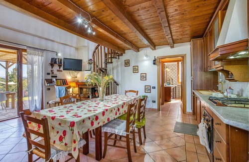 Tolentino House | Attractive cottage with pool for a wonderful vacation with your loved ones.
