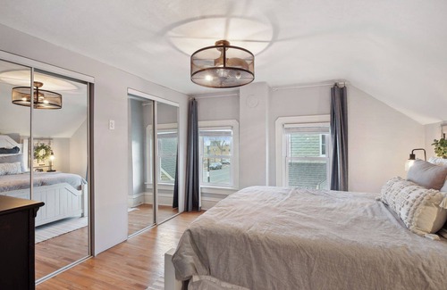 Waconia House | Attractive Downtown Waconia Lakeview Home