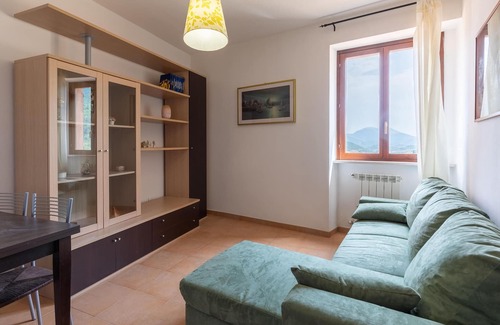 Fabriano House | Attractive holiday home for a wonderful holiday.
