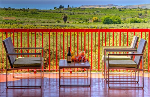 Ribera Villa | Attractive villa with sea view and garden in one of Sicily's loveliest areas