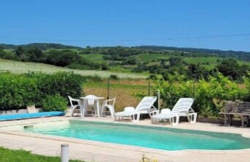 Saint-Desert Apartment | Atypique Grenier Aménagé Avec Accès Piscine