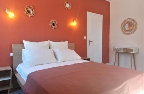 Aiguihe House | Au Bon Endroit
