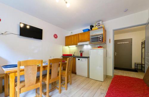 Orcieres-Merlette Apartment | Au bon endroit N1 - Appartement 2 pièces 7 personnes - proche pistes - coeur station - balcon