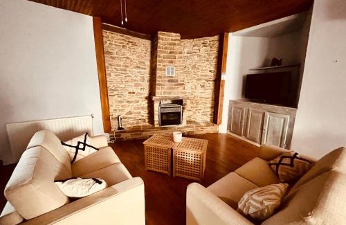 Saint-Yrieix-la-Perche House | Au Bonheur Arédien