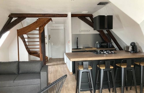 Bourges Apartment | Au Calme Avec vue sur la Cathédrale, et au Cœur de Bourges !