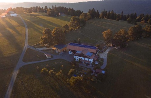 Corgemont Bed & Breakfast | Au Chant du Vent