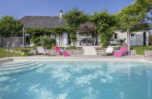 Monteaux House | Au Coeur du Bien-Etre, gîte avec piscine chauffée et couverte, SPA, sauna, massages