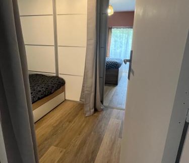 Brech Apartment | Au Fleuripotager - Appartement 5 personnes à Brech