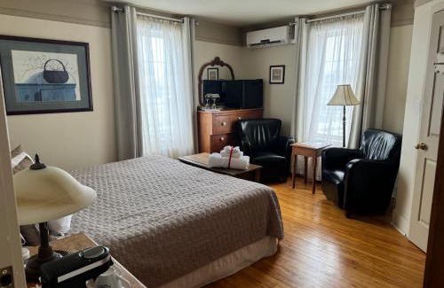 Magog Bed & Breakfast | Au Manoir de la rue Merry