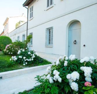 Ravenna House | Au petit jardin