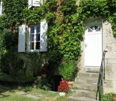 Begues Bed & Breakfast | Au Relais de Nèche.