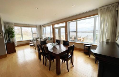 Deauville Hotel | Au Sommet du Lac Magog
