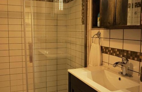 Sutton Apartment | auberge a la fontaine