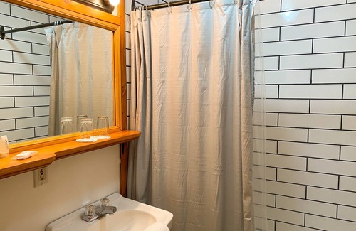 Sainte-Adele Hotel | Auberge Alpine Inn