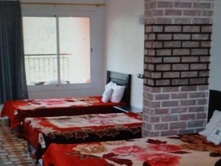 Aqesri Hotel | Auberge BAB IMOUZER