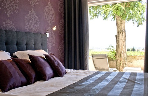 Conilhac-Corbieres Hotel | Auberge Côté Jardin