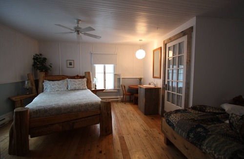 Baie-St-Paul Bed & Breakfast | Auberge Carpe Diem