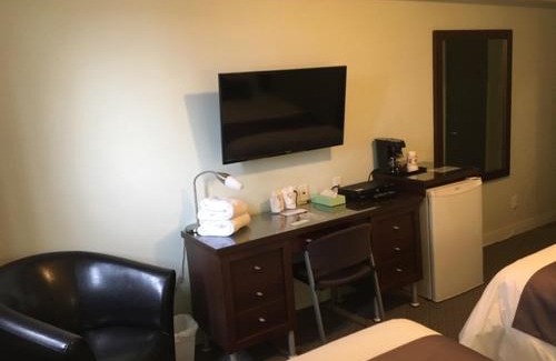 Chicoutimi Hotel | Auberge Centre Ville
