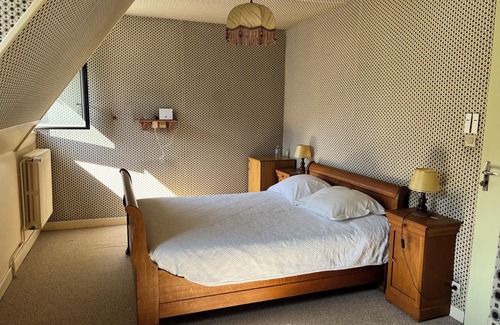 Neuveglise-sur-Truyere Hotel | Auberge du Pont de Lanau