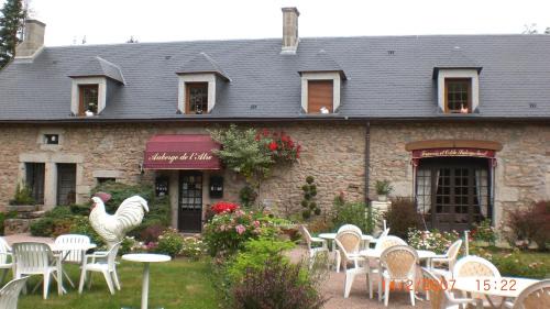 Quarre-les-Tombes Hotel | Auberge De L'Atre