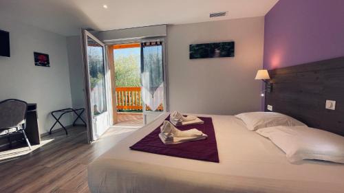 Siorac-en-Perigord Hotel | Auberge de la Petite Reine