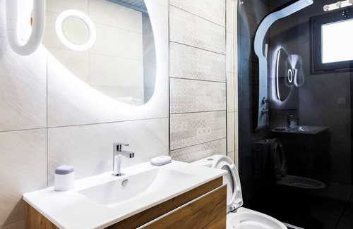 Saint-Joseph House | AUBERGE DESPRAIRIES