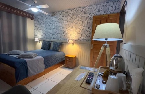 Saint-Joseph House | AUBERGE DESPRAIRIES
