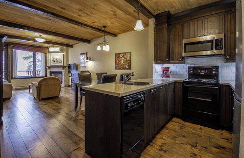 Saint-Michel-des-Saints Hotel | Auberge du Lac Taureau