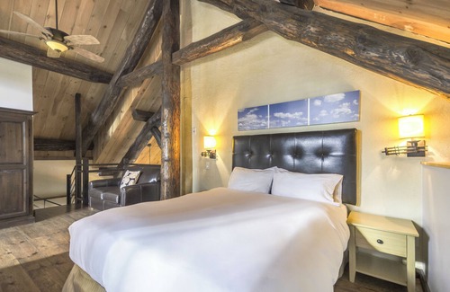 Saint-Michel-des-Saints Hotel | Auberge du Lac Taureau