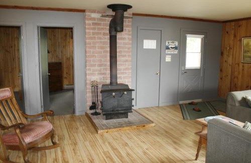 Frontenac Hotel | Auberge et Chalets sur le Lac