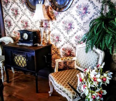 Saint-Jean Street Bed & Breakfast | Auberge J.A Moisan