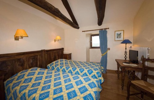 La Garde Guerin Hotel | Auberge La Régordane