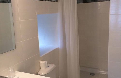 Orcival Hotel | Auberge Le Cantou