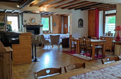 Station des Rousses-Haut Jura House | Auberge Le Cerf LES ROUSSES