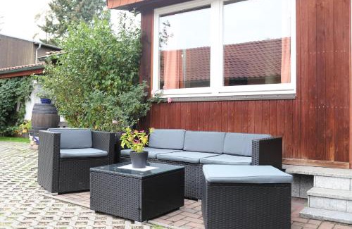 Burghausen-Rueckmarsdorf Hotel | Auberge Leipzig