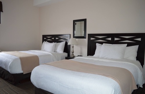 Iroquois Falls Hotel | Auberge MacDonald Guest Inn