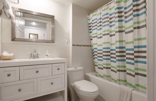 Hochelaga Hotel | Auberge Manoir Ville Marie