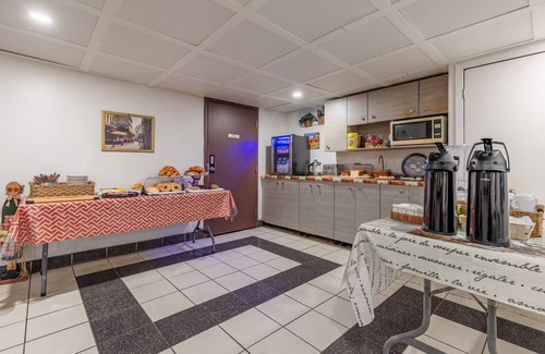 Hochelaga Hotel | Auberge Manoir Ville Marie