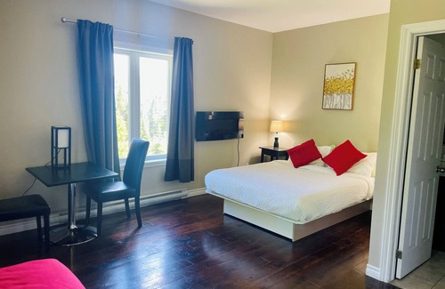 Saint Donat Bed & Breakfast | AUBERGE RIVIÈRE NOIRE