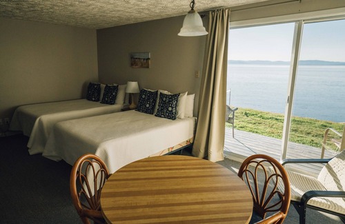 Notre-Dame-du-Portage Hotel | Auberge sur mer