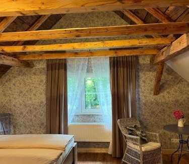 Oberdorla House | Auberge Tabarz Forsthaus