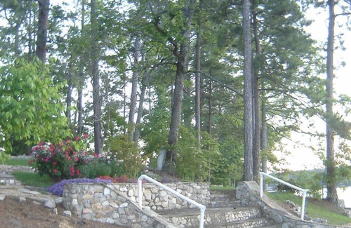 Eclectic Cabin | Aubreys Lakewood Cabin -FREE DAY w Qualified Booking- Fishing, Football Friendly